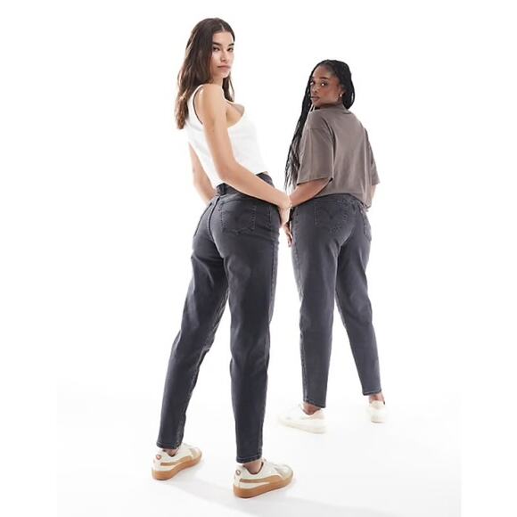 Levi's High Waisted Mom Jean Faded Black High Rise Tapered 31 Basic Staple - Picture 2 of 12